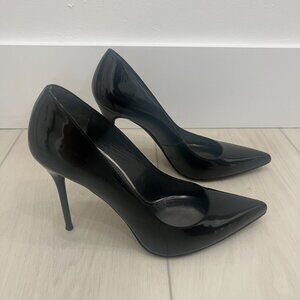 $495 Stuart Weitzman Black Patent Leather Pumps Heels Size 9 RW 82567